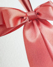 Load image into Gallery viewer, Peach Bow

