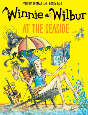 Winnie and Wilbur at the Seaside-9780192748225